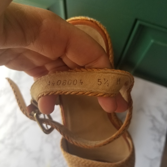 Stuart Weitzman Plaform Sandals - Picture 4 of 7